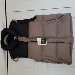 Tna the super puff premium goose down black and gray vest size medium.